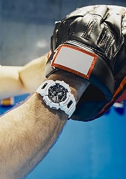 Amazon.co.jp: [カシオ] 腕時計 ジーショック 【国内正規品】歩数計測